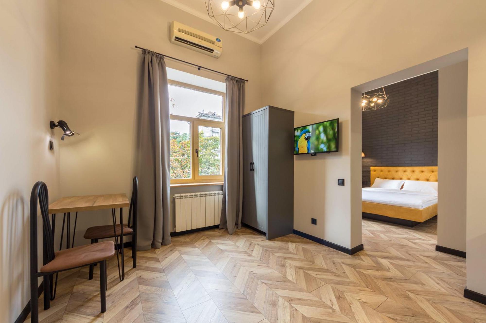 Idea Design Apart-Hotel Prorizna Kiev Extérieur photo